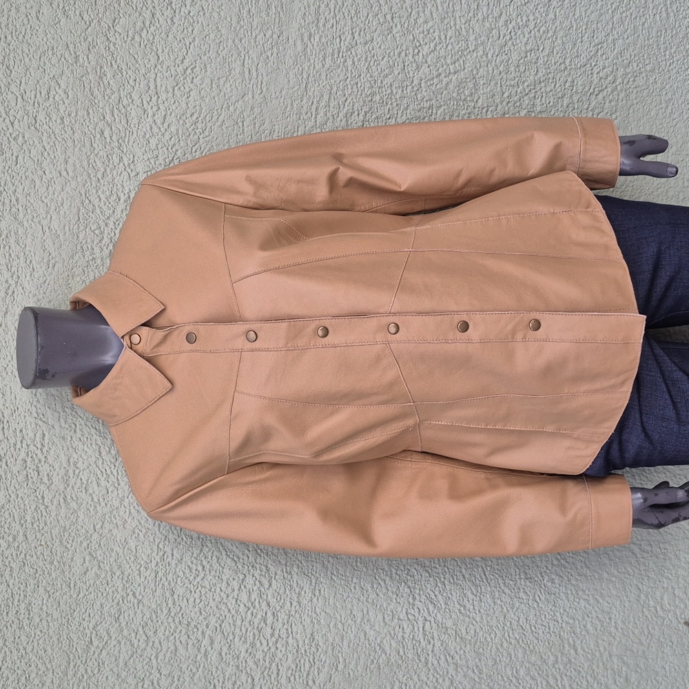 Coldwater Creek Ladies Genuine Tan Leather Jacket W/Snap Button Closure